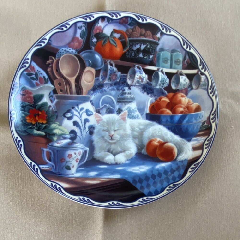 Bradford Exchange Mabels Sunny Retreat Cat Collector Plate Mary Ann Lasher 8 In